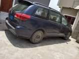 A picture of Toyota sienna 05