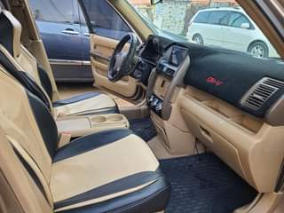 A picture of Tokunbo Standard Honda CRV 2005
