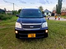 A picture of Toyota Noah Mwaka 2005 Cc1990 Engene 1AZ Full Ac