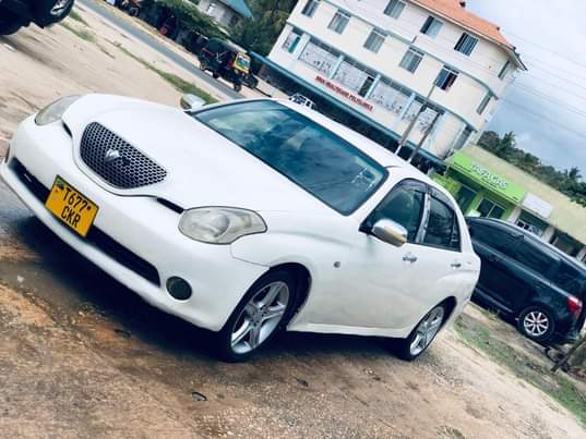 A picture of TOYOTA VERROSA