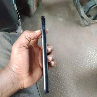 A picture of CM YA MKOPO SAMSUNG A05 GB 64 RAM 4 GB