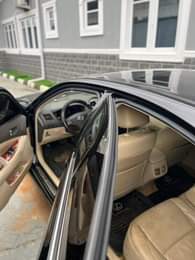 A picture of 2012 Lexus Es 350 PURE FIRST BODY silent Engine Smooth