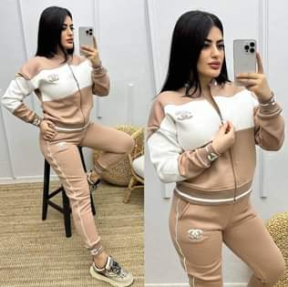 A picture of 2 Pcs Whastapp no 0626769536