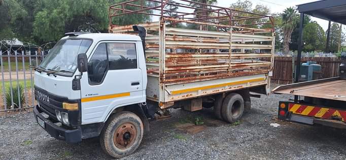 toyota dyna