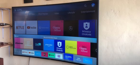 A picture of 55inch curved Samsung TV