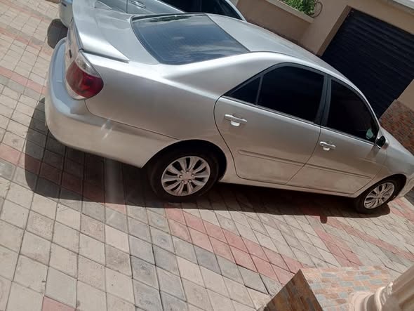 A picture of Clean 2005 sport Camry