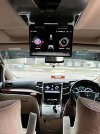 A picture of TOYOTA ALPHARD