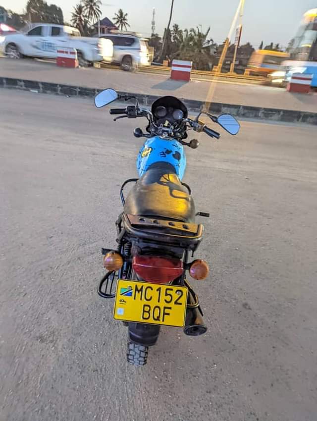 A picture of BOXER CC 125