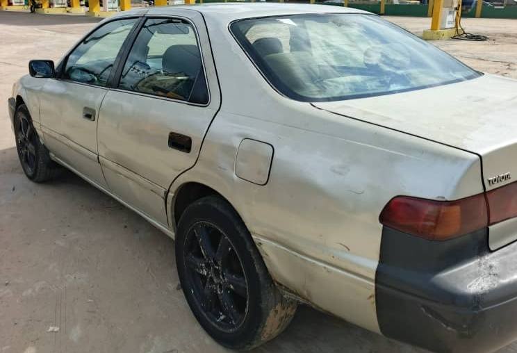 A picture of Toyota Camry drop light 1.850m OKO afo settle 120k