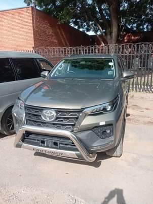 used toyota fortuner