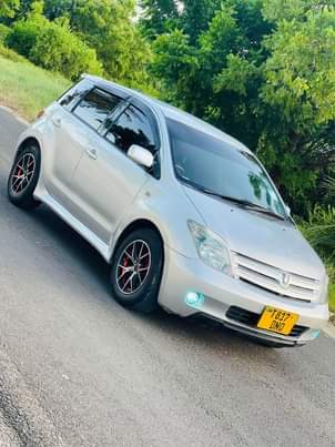 A picture of Toyota Ist kali sana