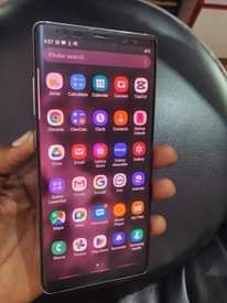 A picture of SAMSUNG NOTE8 No crack