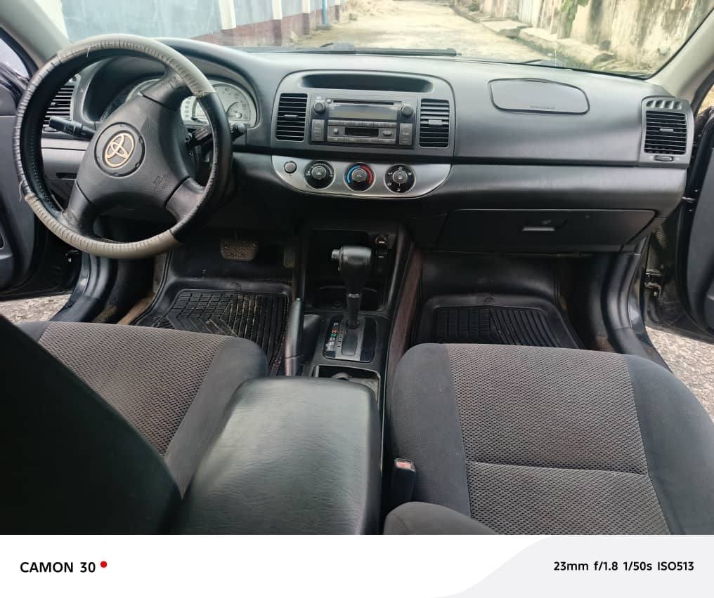 A picture of Belgium grade 2004 Toyota Camry big daddy