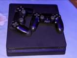 A picture of PLAYSTATION 4 SLIM