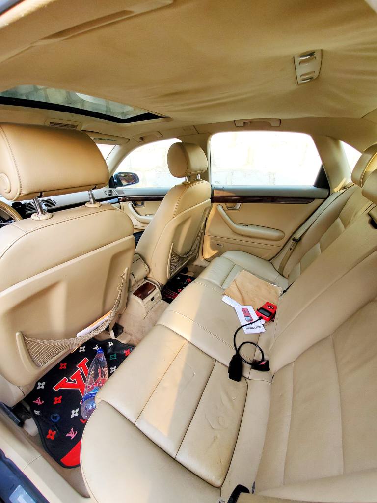 A picture of Belgium Grade Audi A4 B7 2.0T FSI Quattro