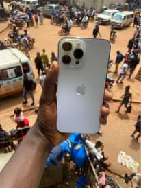 A picture of Iphone 13 pro max