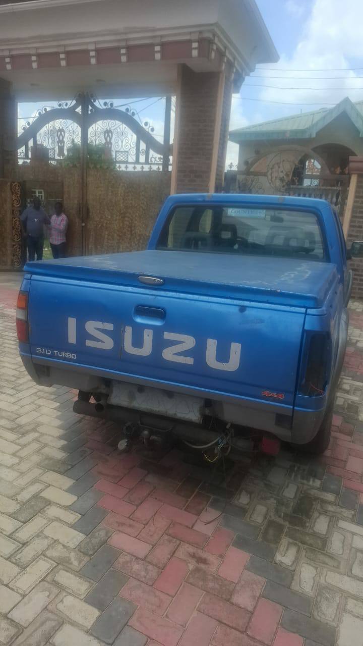 A picture of Isuzu direct dizu engine 4 plug please call 08022641690