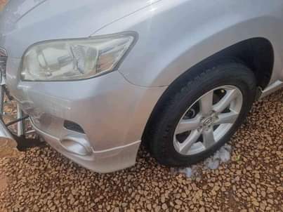 A picture of TOYOTA VANGUARD