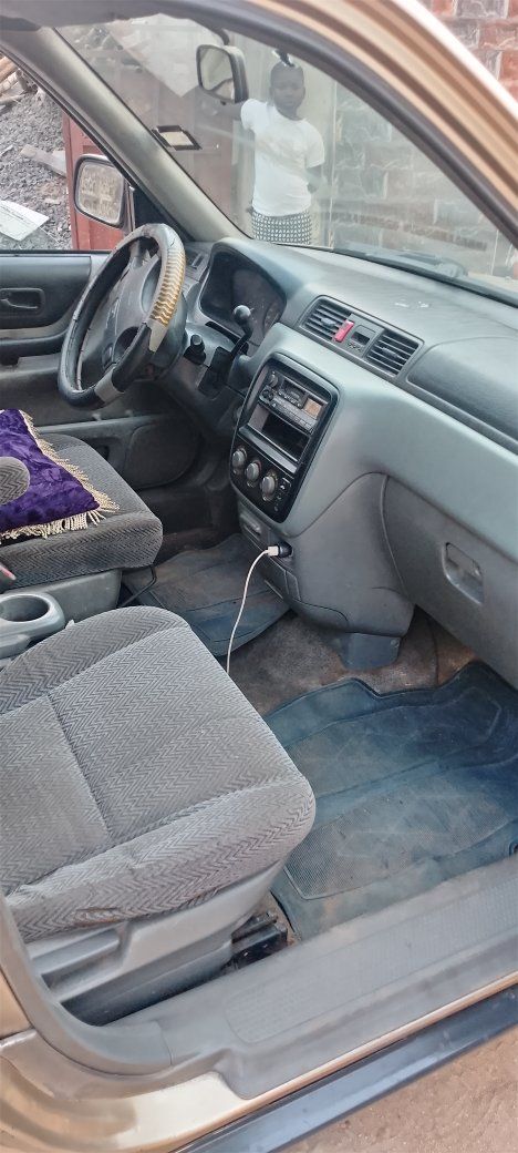 A picture of Honda CR V