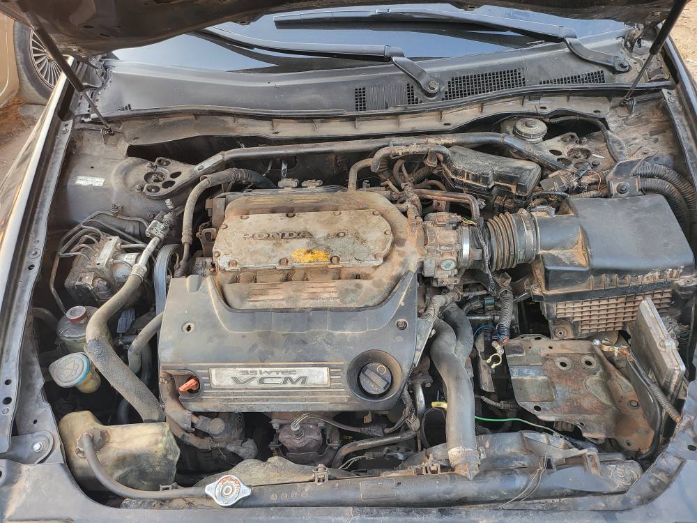 A picture of Honda accord 010 v6