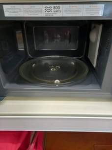 A picture of New microwave on quick sale