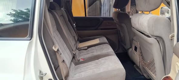 A picture of Toyota land cruiser 100 series diesel for sale 55m