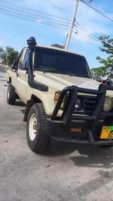 A picture of Toyota Land cruiser PICKUP