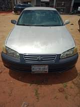 A picture of Camry 2 2