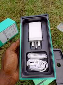 A picture of Infinix note 30