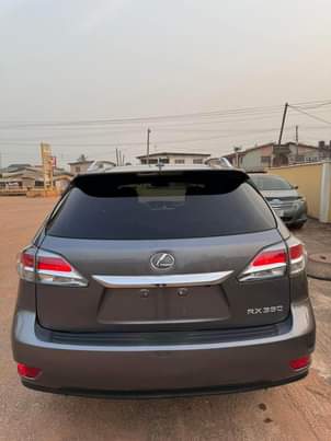 A picture of I have Extremely clean Unregistered first body 2013 RX350 full
