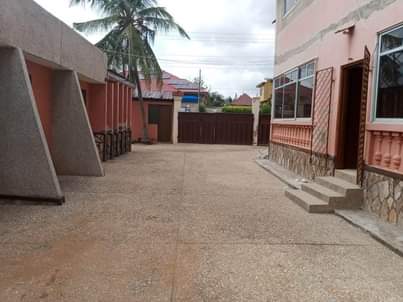 Ghana R.