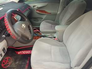 A picture of very sharp 2010 American Spec Toyota corolla with no issues