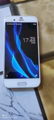 A picture of AQUOS R