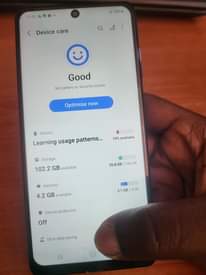 A picture of Still new Samsung galaxy A72 for 500k at my shop...contact