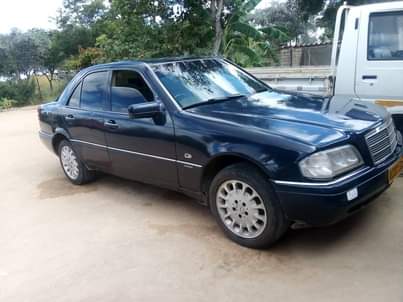 classifieds/cars mercedes