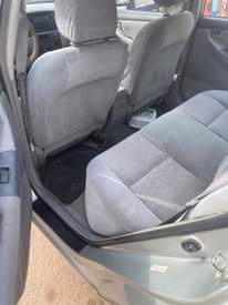 A picture of 2004 TOYOTA COROLLA
