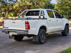 used toyota hilux