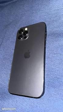 A picture of iPhone 12 Pro Max Storage 128GB Esim Yes Color space
