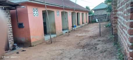 A picture of 6durbal room with bathrooms store for sale in matuga town