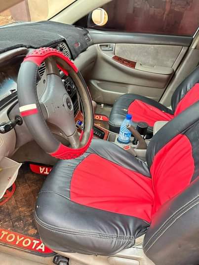 A picture of 2004 Toyota Corolla