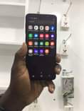 A picture of Sumsung s9 DOUS