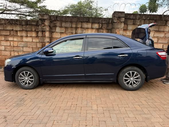 A picture of Toyota Premio