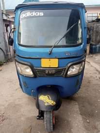 A picture of BAJAJI TVS KING C N U