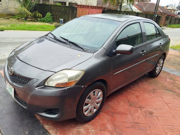 A picture of TOYOTA YARIS
