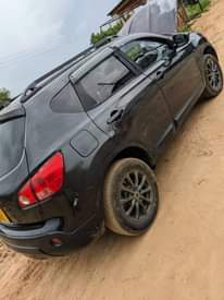 A picture of 2012 NISSAN DUALIS