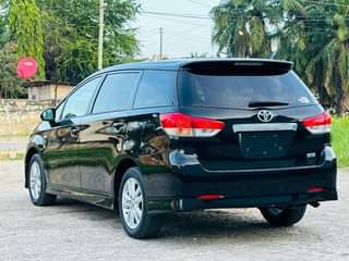 A picture of Toyota Wish