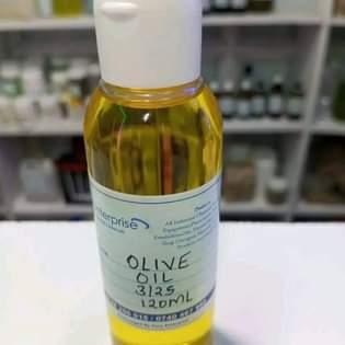 A picture of Extra Virgin Olive Oil and Olive Pomace Oil