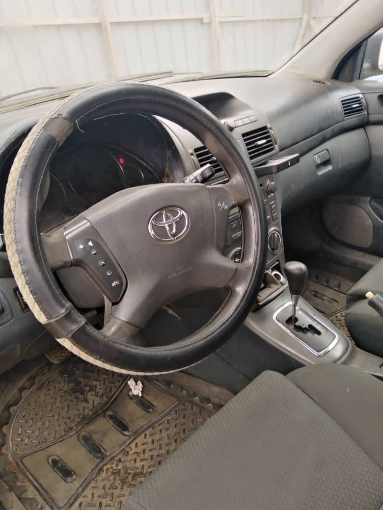 A picture of 2007 Toyota Avensis