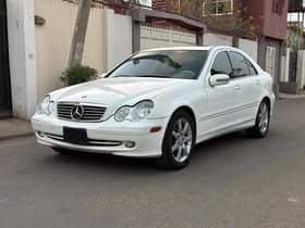 A picture of Clean 2007 model Mercedes Benz c280 with duty Location is