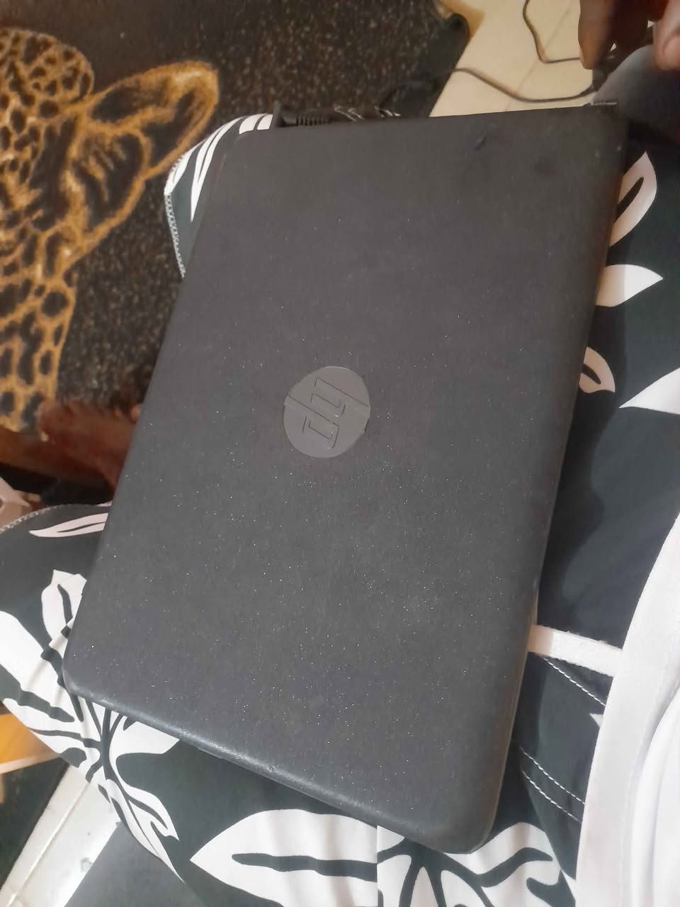 A picture of HP LAPTOP